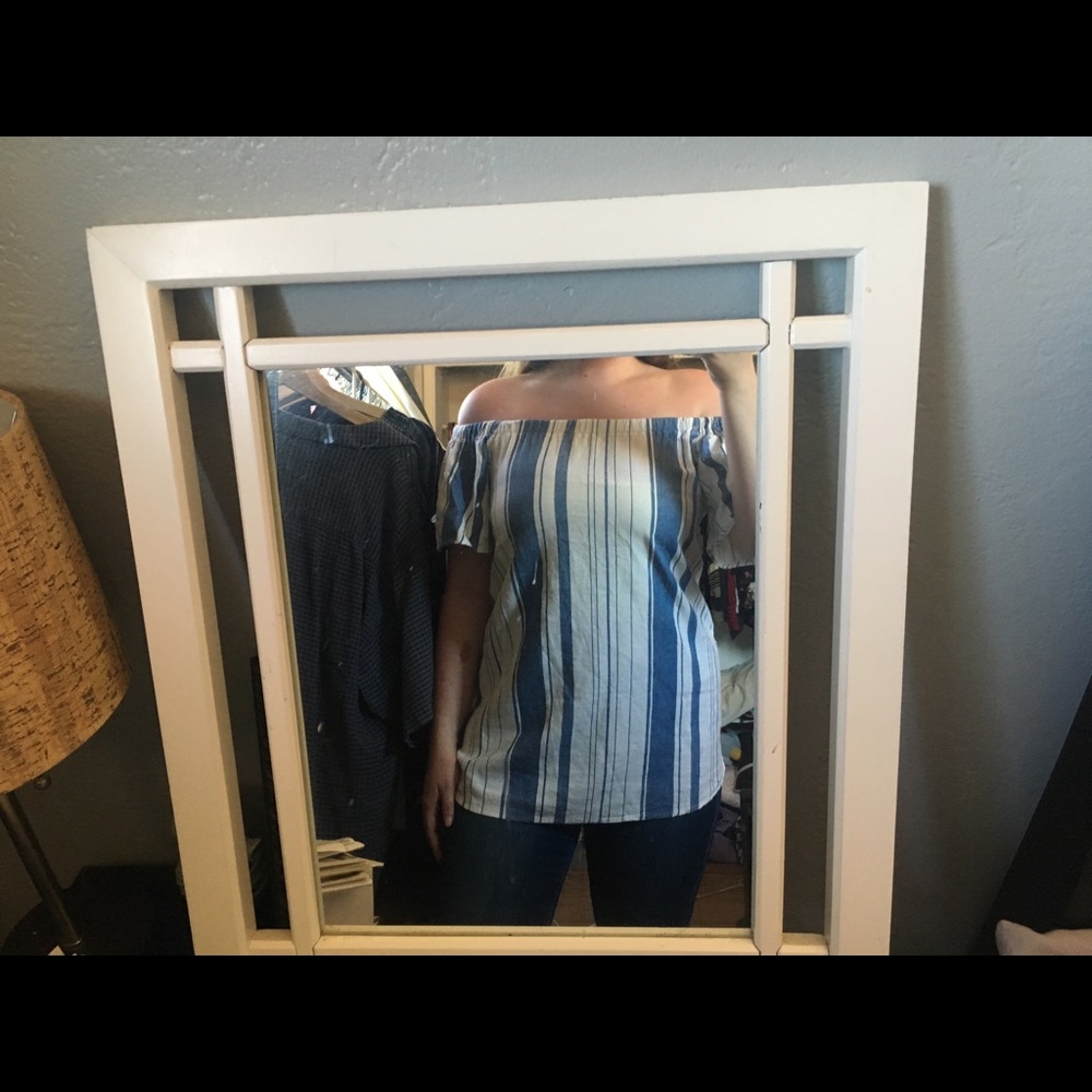 Stripped shoulder top